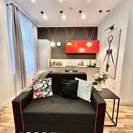 Harmony- Brand New & Cozy Very Center Of Apartment *