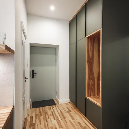 Harmony- Brand New & Cozy Very Center Of Apartment