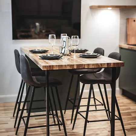 Harmony- Brand New & Cozy Very Center Of Apartment Riga