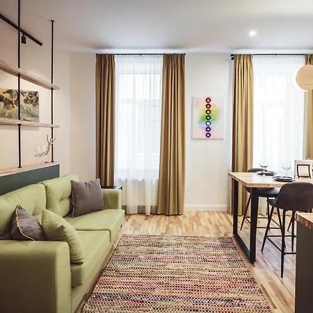 Harmony- Brand New & Cozy Very Center Of * Riga