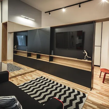 Harmony- Brand New & Cozy Very Center Of アパート