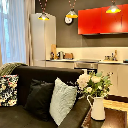 Harmony- Brand New & Cozy Very Center Of Apartment Riga